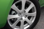 Mazda2 2010 года